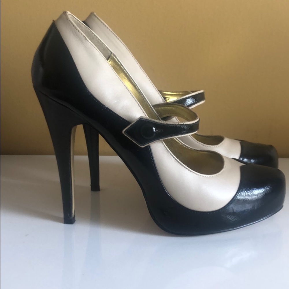 BAKERS Nude/black 5” Stiletto Mary Janes